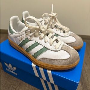 Samba Sneakers size 10.5T